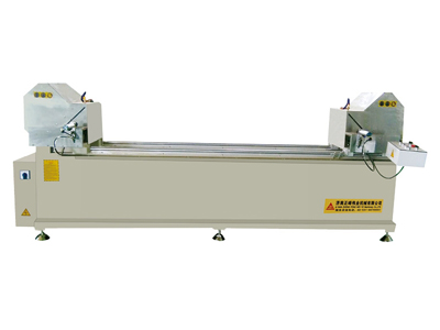 Double-head cutting saw for diamond mesh