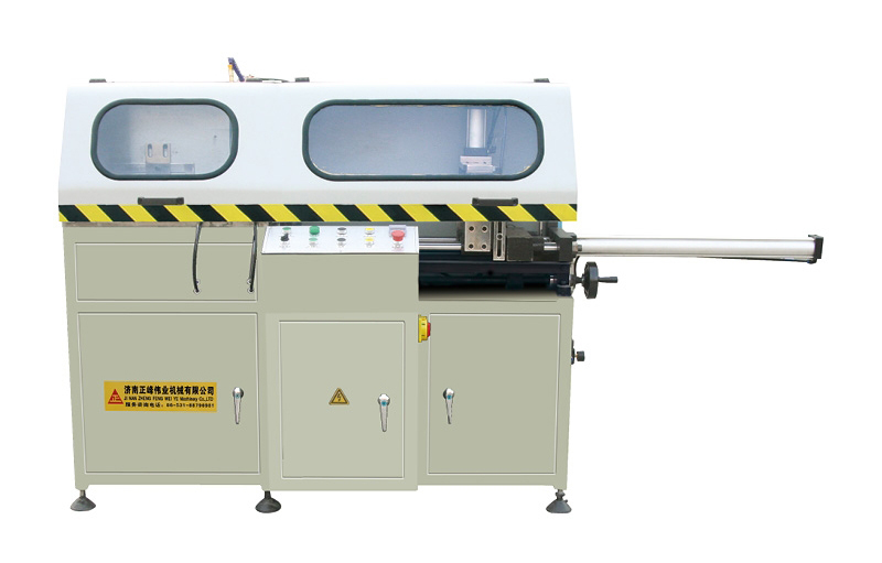 Corner connector automatic cutting saw